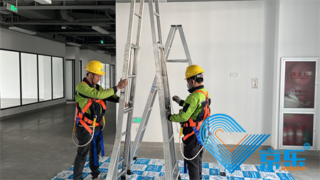 空調(diào)主機(jī)深度清洗全指南 年省電費(fèi)30%實(shí)操方案